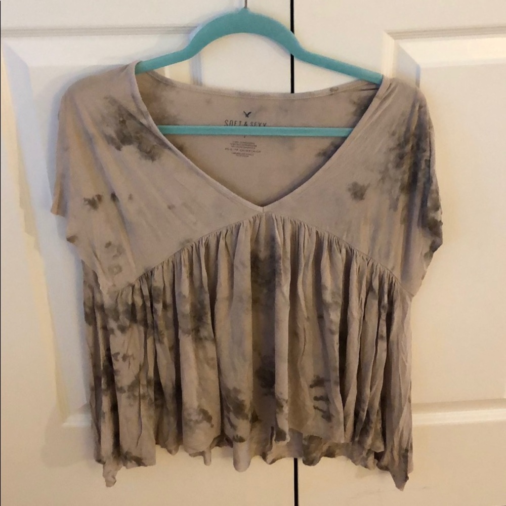 American Eagle flowy shirt